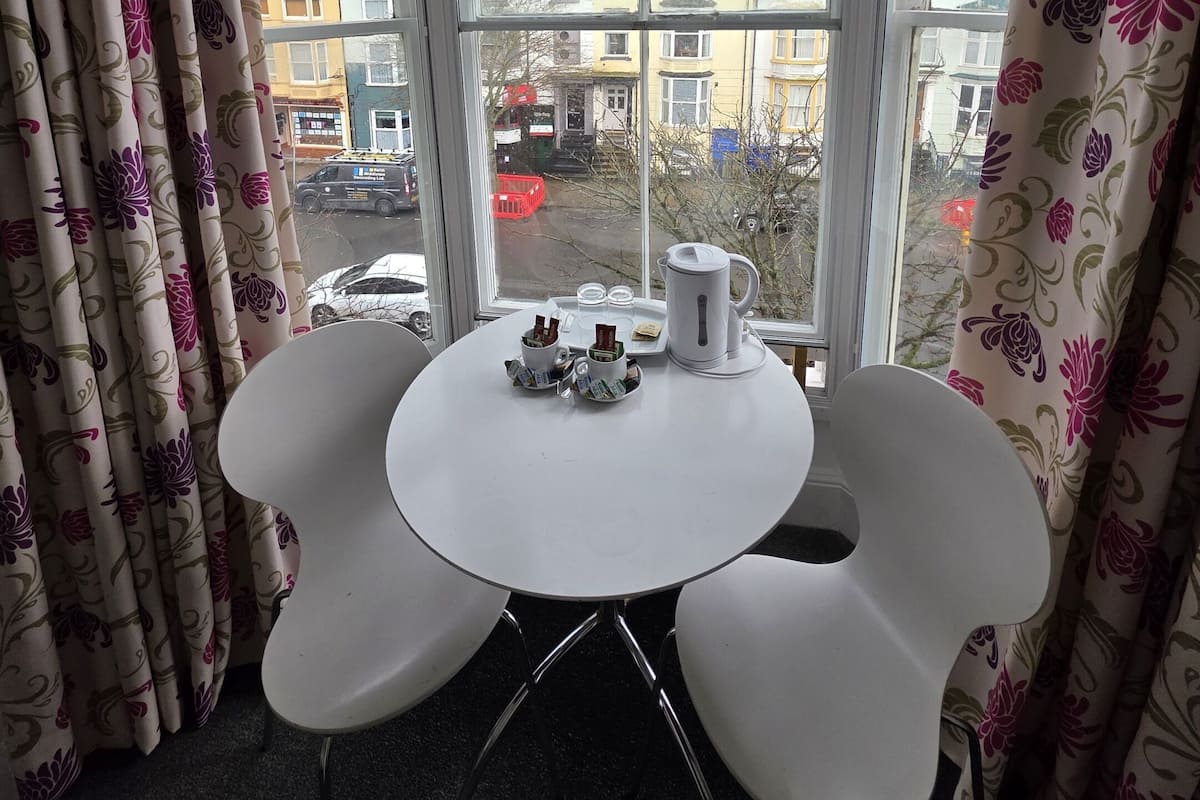 Standard Double Room 11 | مكواة/لوح كي وواي فاي مجانًا