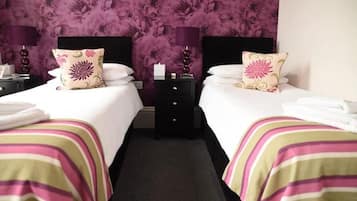 Twin Room 2 | Iron/ironing board, free WiFi
