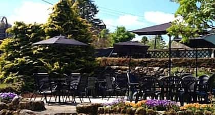 Punch Bowl Inn