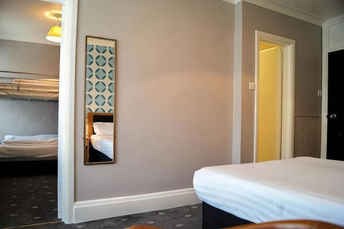 Desk, iron/ironing board (on request), WiFi (free), bed sheets