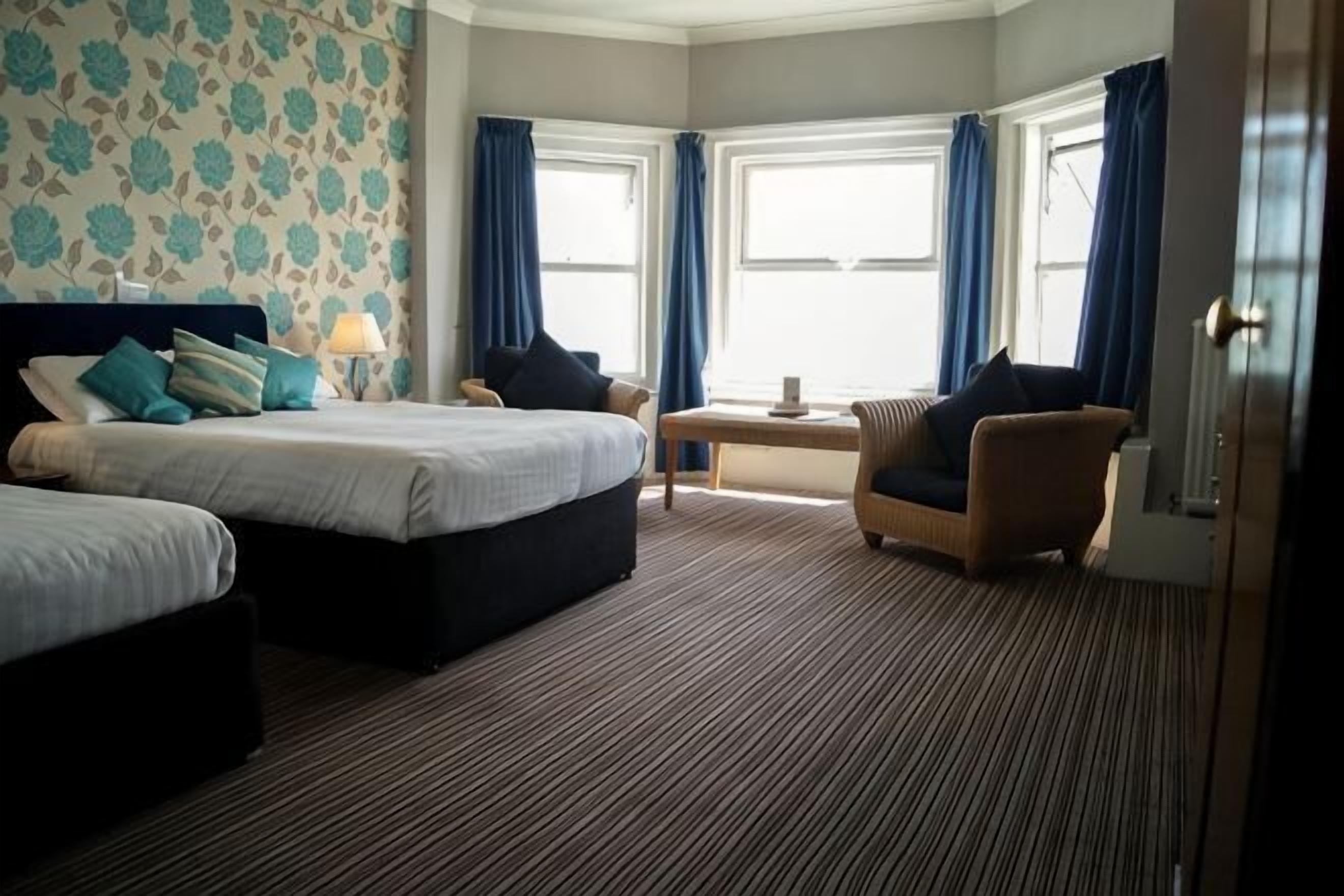 Desk, iron/ironing board (on request), WiFi (free), bed sheets