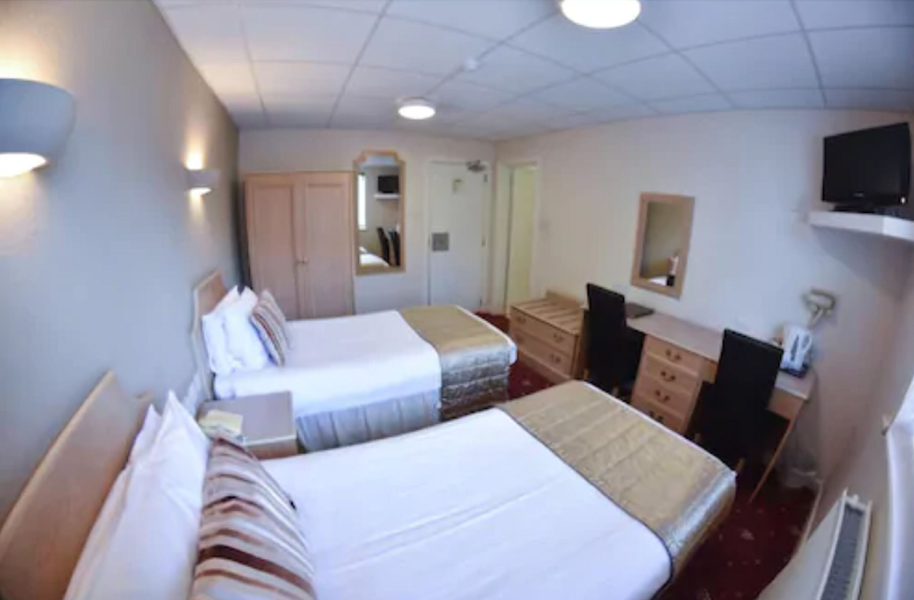 Photo - The Mayfair Hotel