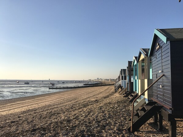 Super King Suite, Annex Building, Sea View | Property grounds - Camelia Hotel (Southend-on-Sea)