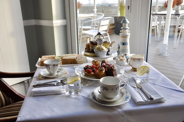 Interior - Camelia Hotel (Southend-on-Sea)