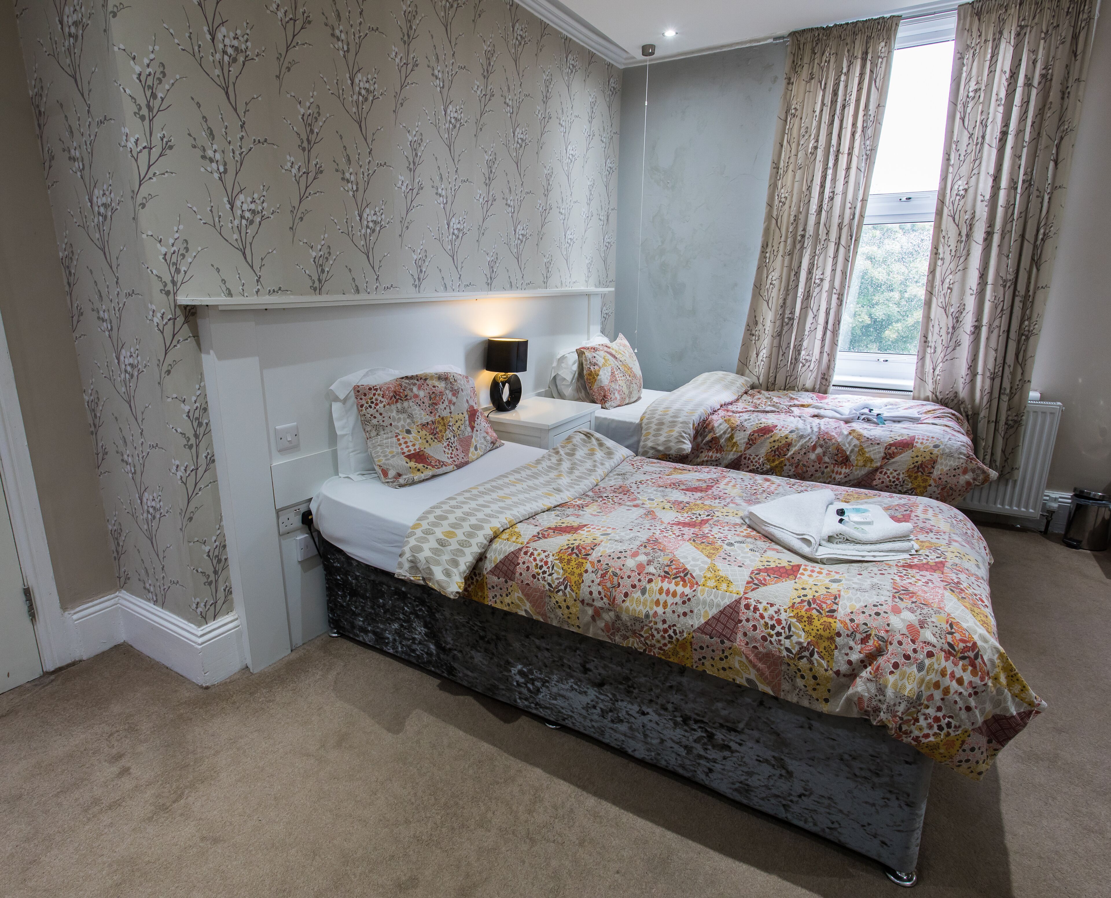 Foto - High Bank Hotel