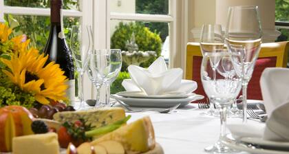 Ramada by Wyndham Cheltenham