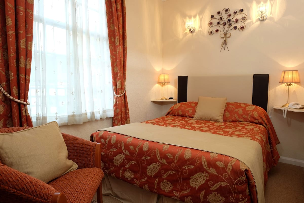 Classic Double Room