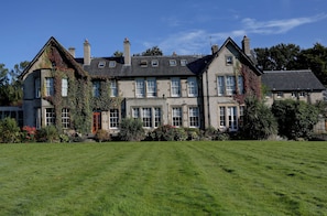 Garden - Best Western Balgeddie House Hotel (Glenrothes)