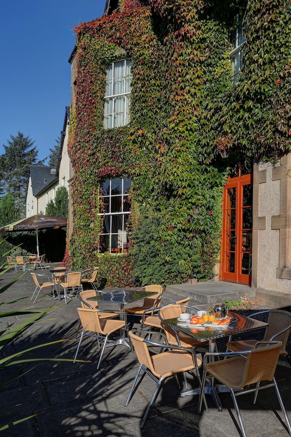 Exterior - Best Western Balgeddie House Hotel (Glenrothes)