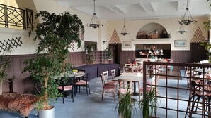 Dining - Devonshire House Hotel-Free Parking (Liverpool)