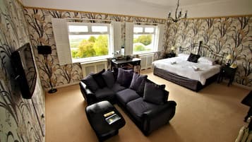 Standard-Doppelzimmer (The Wotter Room) | Bügeleisen/Bügelbrett, Bettwäsche