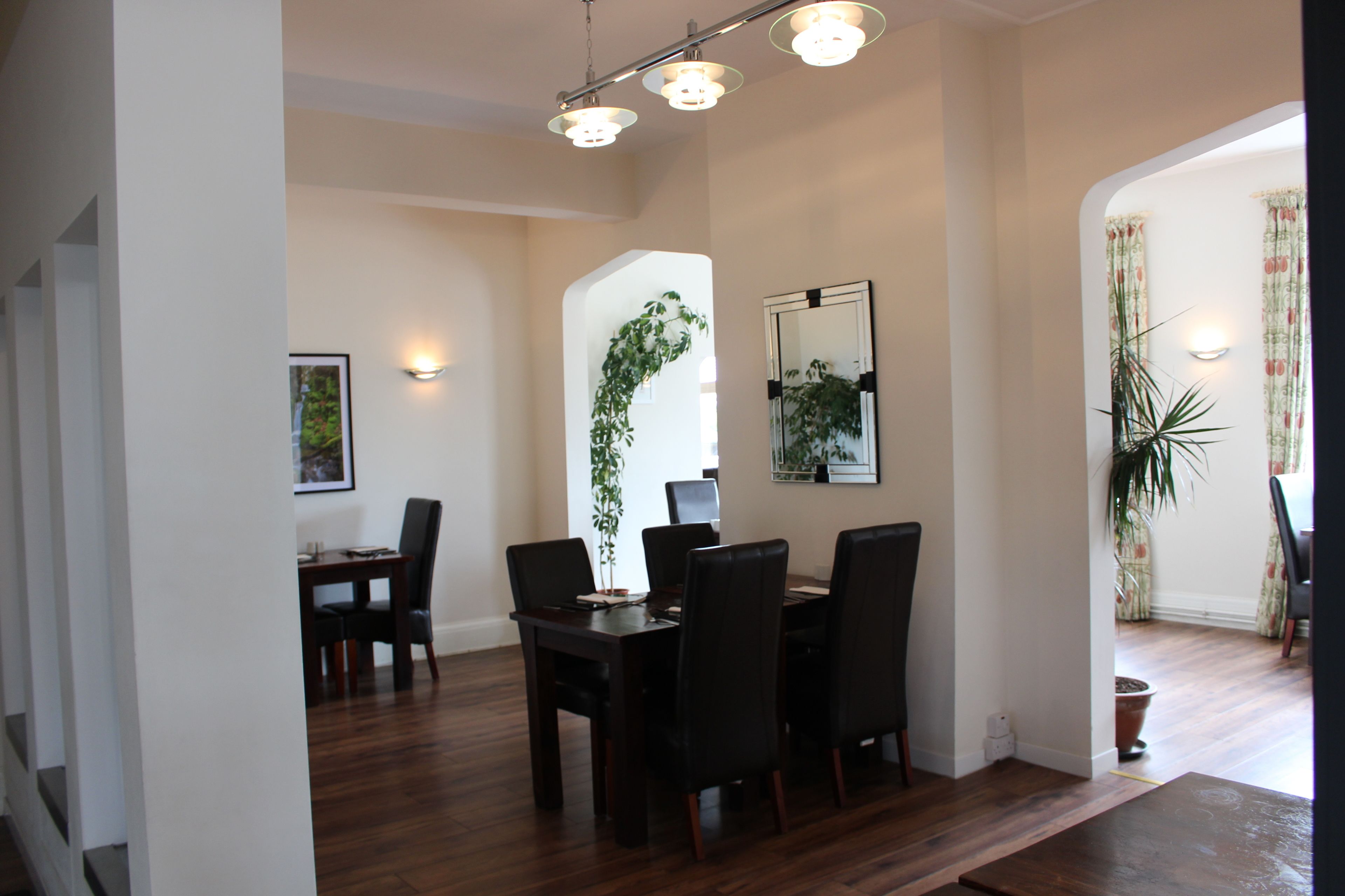 Lunch and dinner served