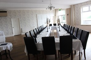 Banquet hall - The Moorland Hotel (Plymouth)