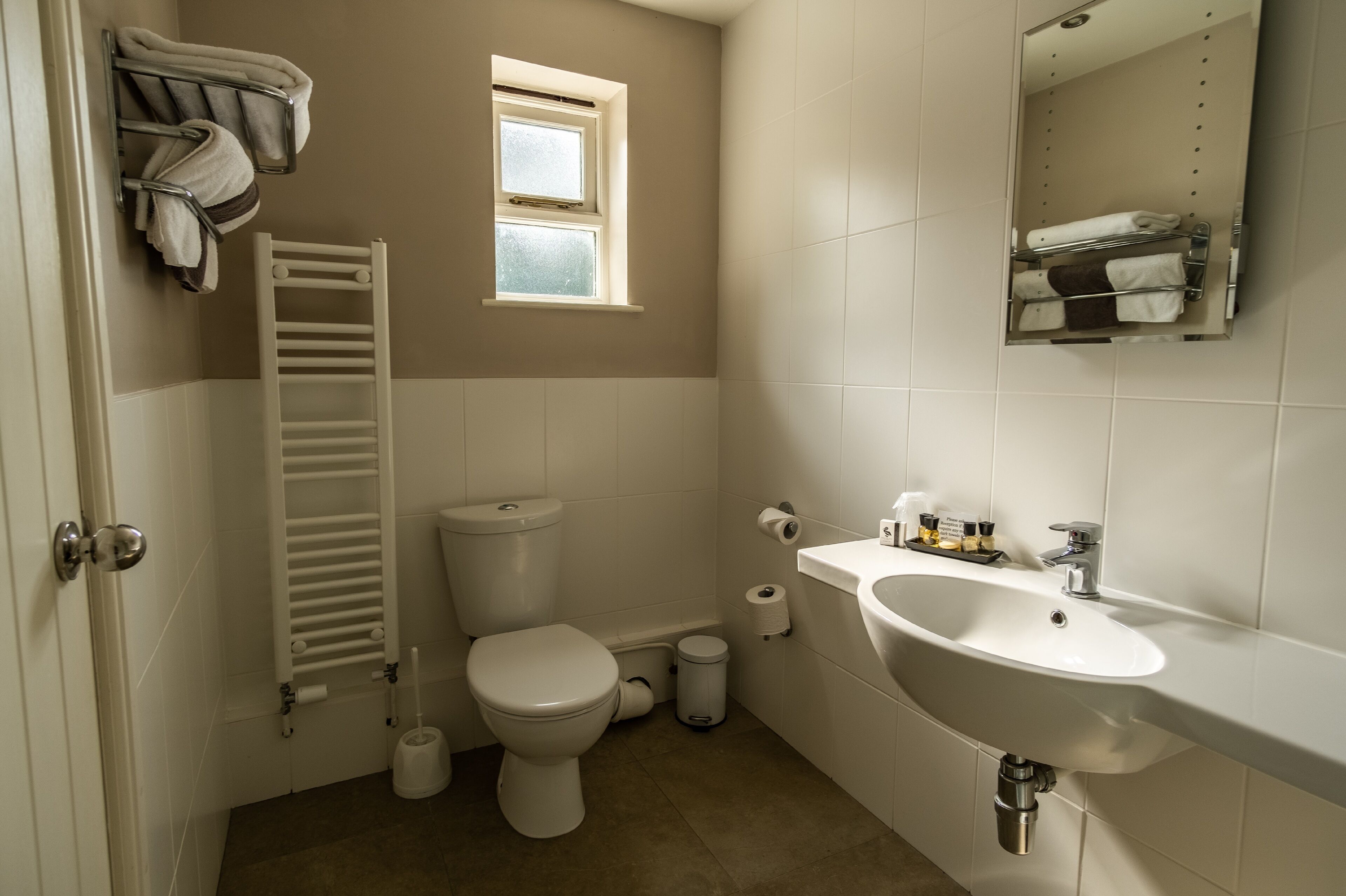 double room | bathroom | free toiletries, hair dryer, towels