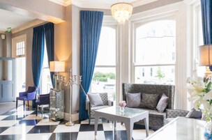 Zona de estar del vestíbulo