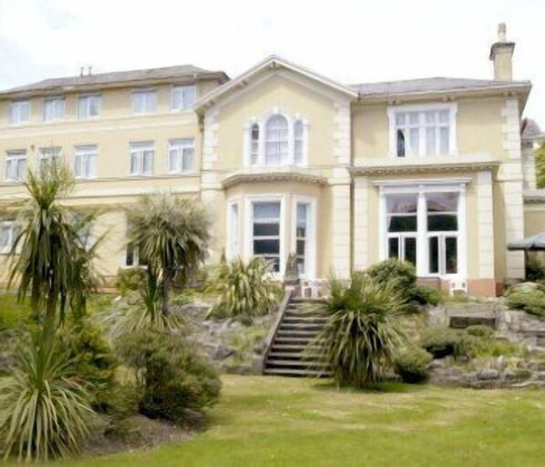 Exterior - Ansteys Lea Guest House (Torquay)