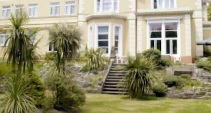 Ansteys Lea Guest House