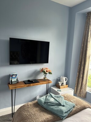Single Room | Soundproofing, free WiFi, bed sheets