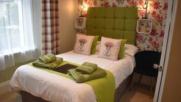 Soundproofing, free WiFi, bed sheets