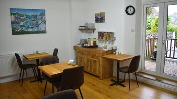 Free daily full breakfast