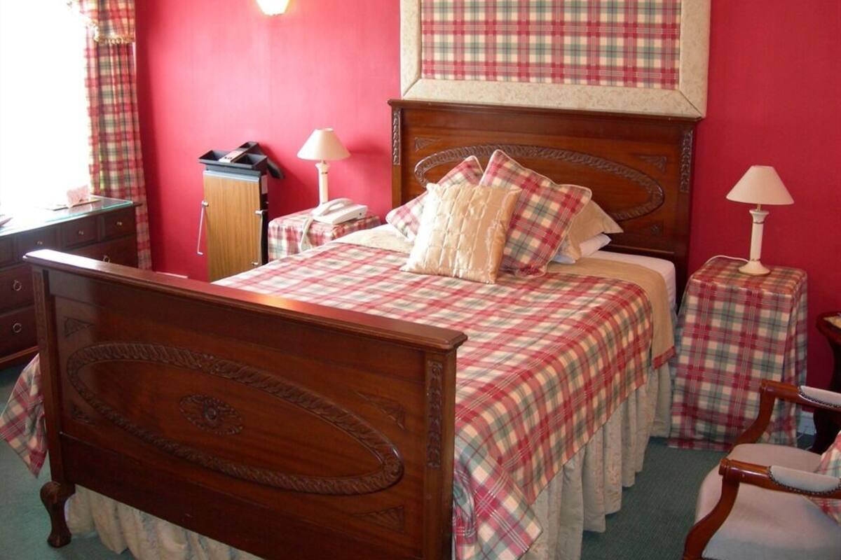 Chambre Double, salle de bains attenante