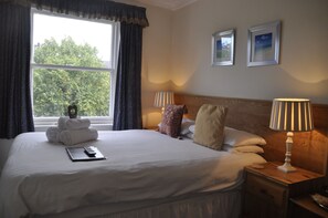 Double Room, Ensuite | Iron/ironing board, free WiFi