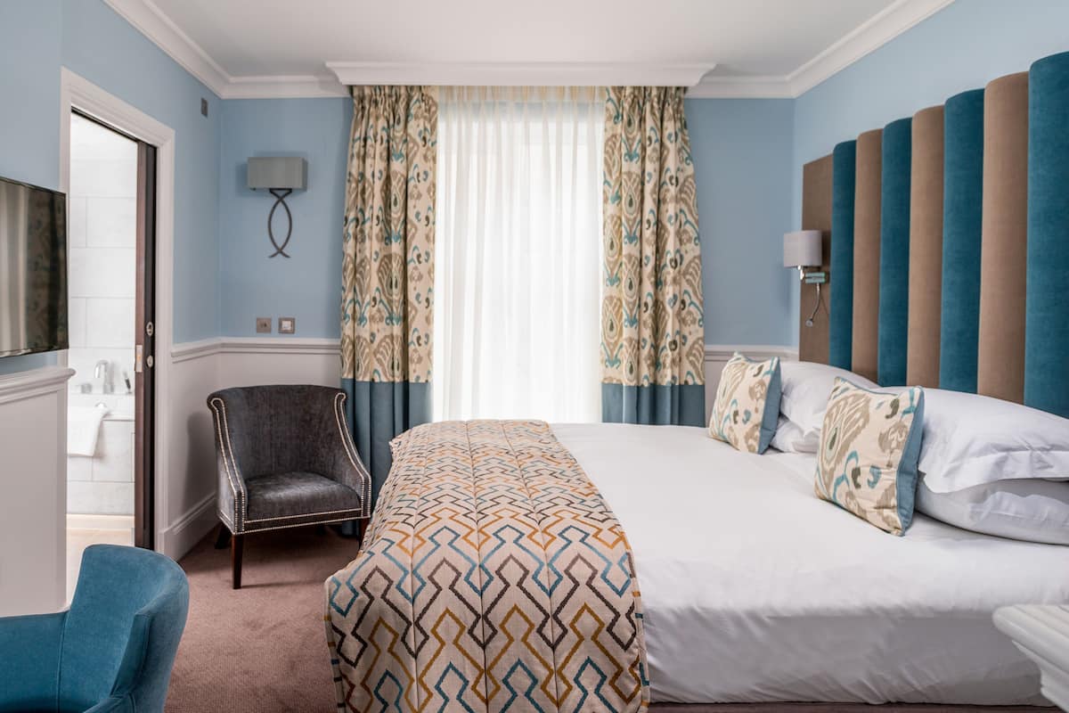 Deluxe Double Room | Egyptian cotton sheets, in-room safe, soundproofing, iron/ironing board