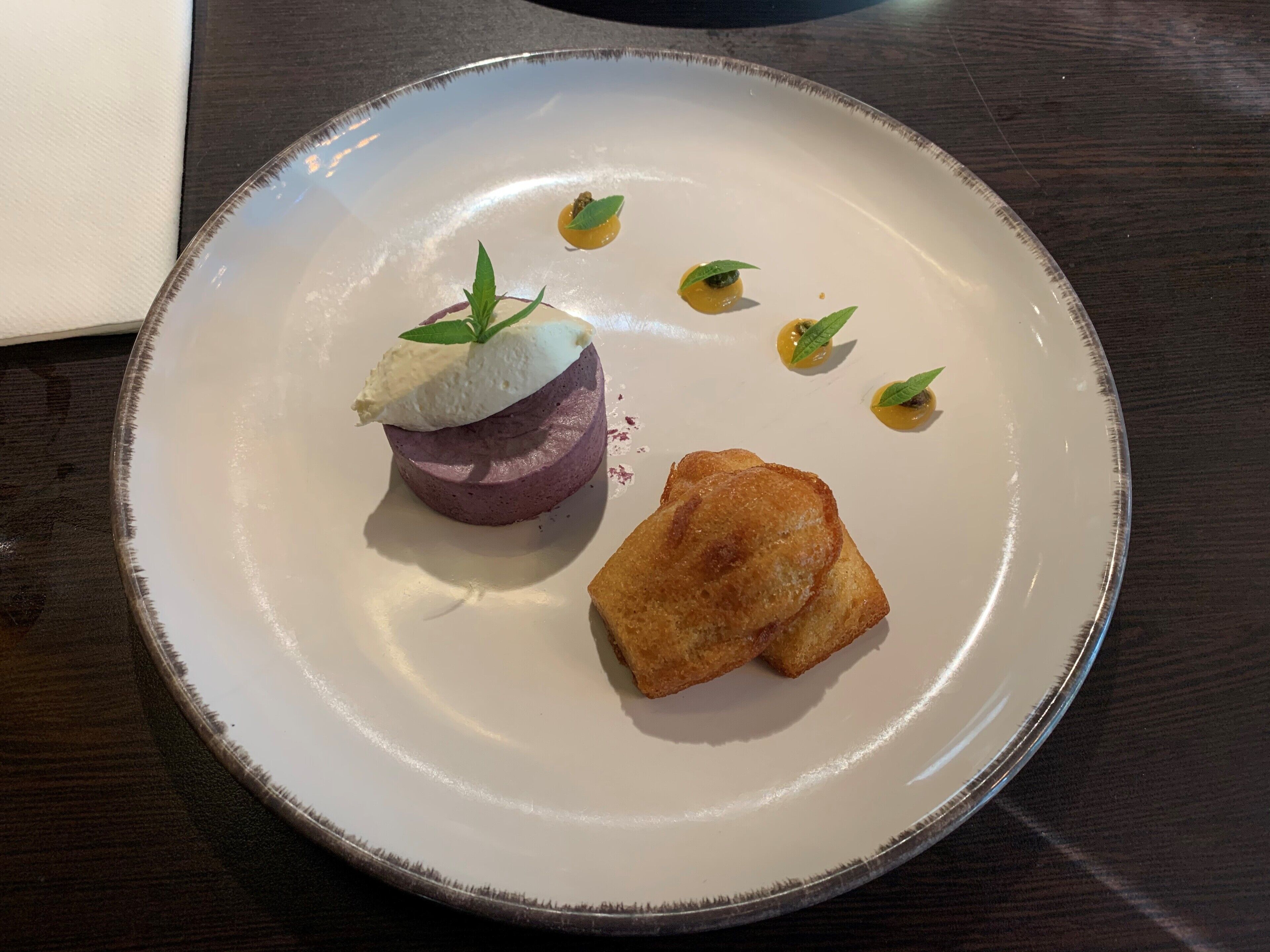 breakfast, lunch, dinner served; british cuisine, al fresco dining