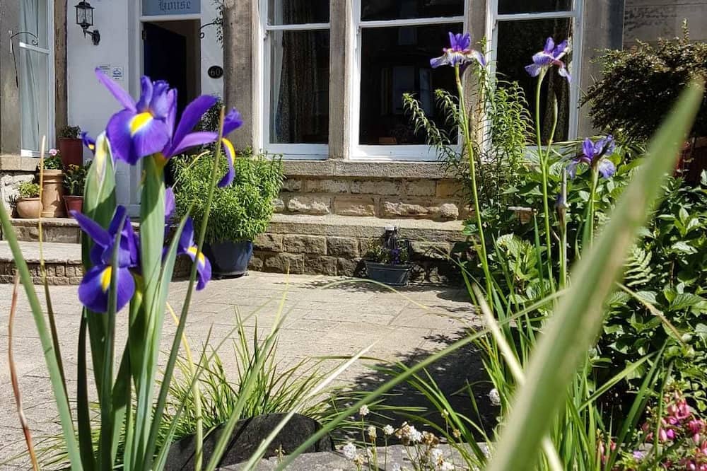 Wynnstay House - Dishforth Airfield Community Primary School