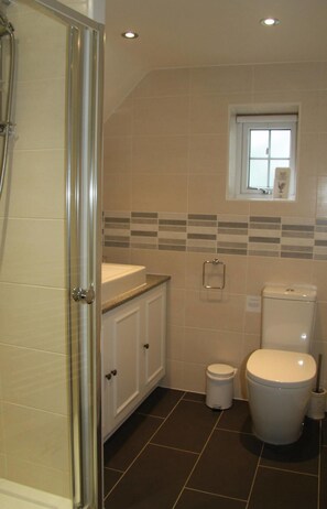 Bathroom - Woodacre B&B (Arundel)