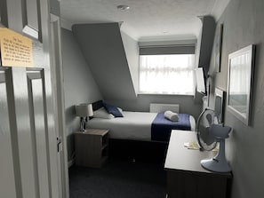 Single Room | View from room - The Corner House Hotel Gatwick (Horley)