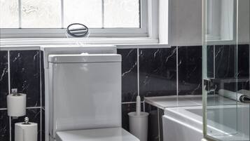 Dubbelrum - eget badrum