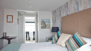 Tek Büyük Yataklı Oda, Banyolu/Duşlu (King Size Bed- sea view)