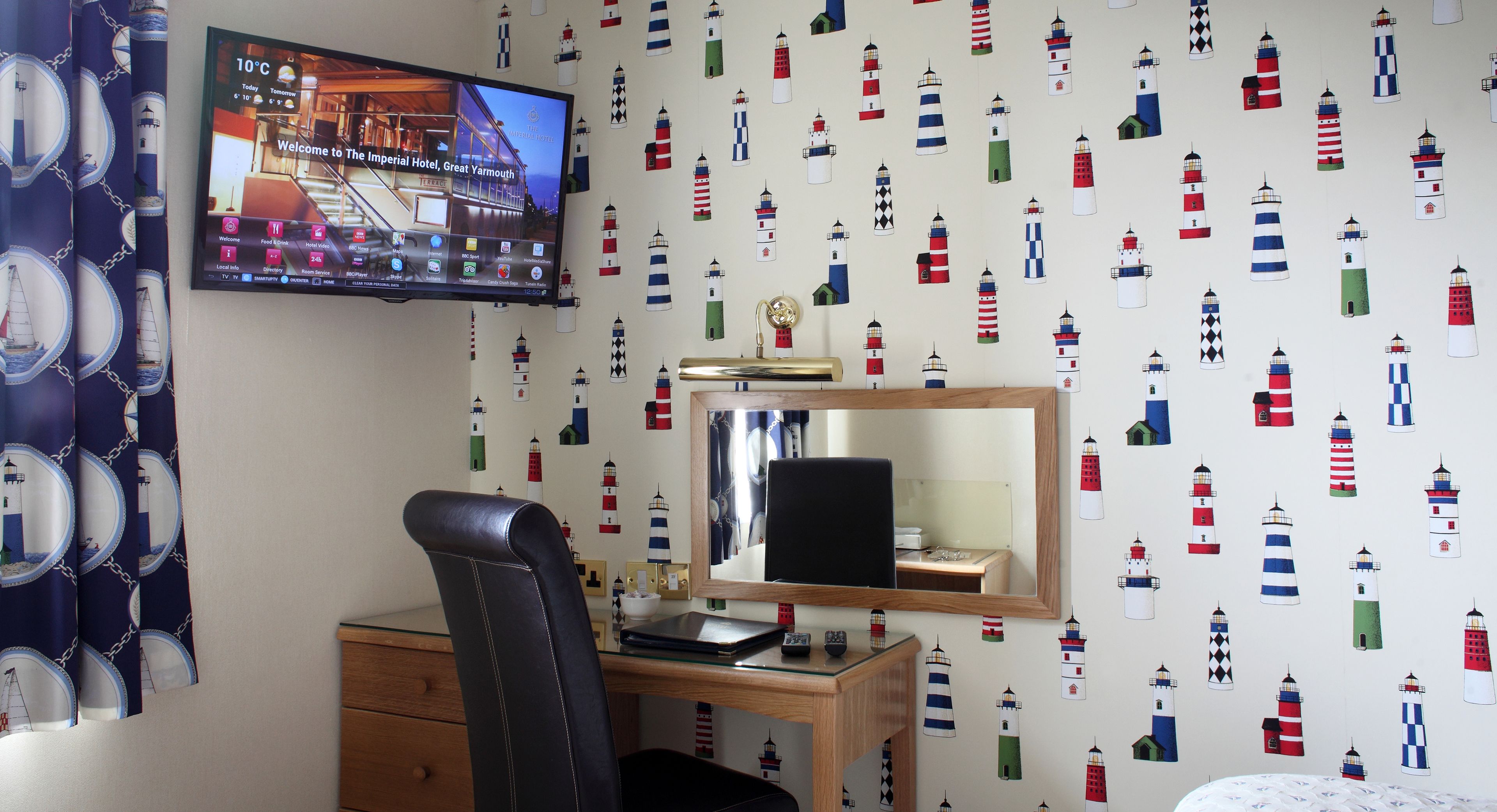 double or twin room, sea view | 1 bedroom, in-room safe, desk, soundproofing