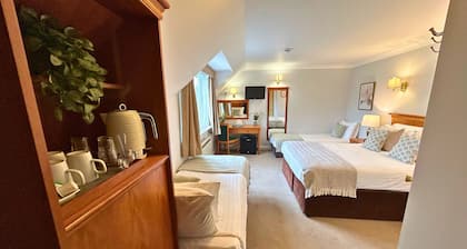 New Forest Lodge
