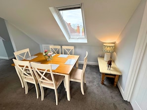 Apartamento | Opções para refeição no quarto