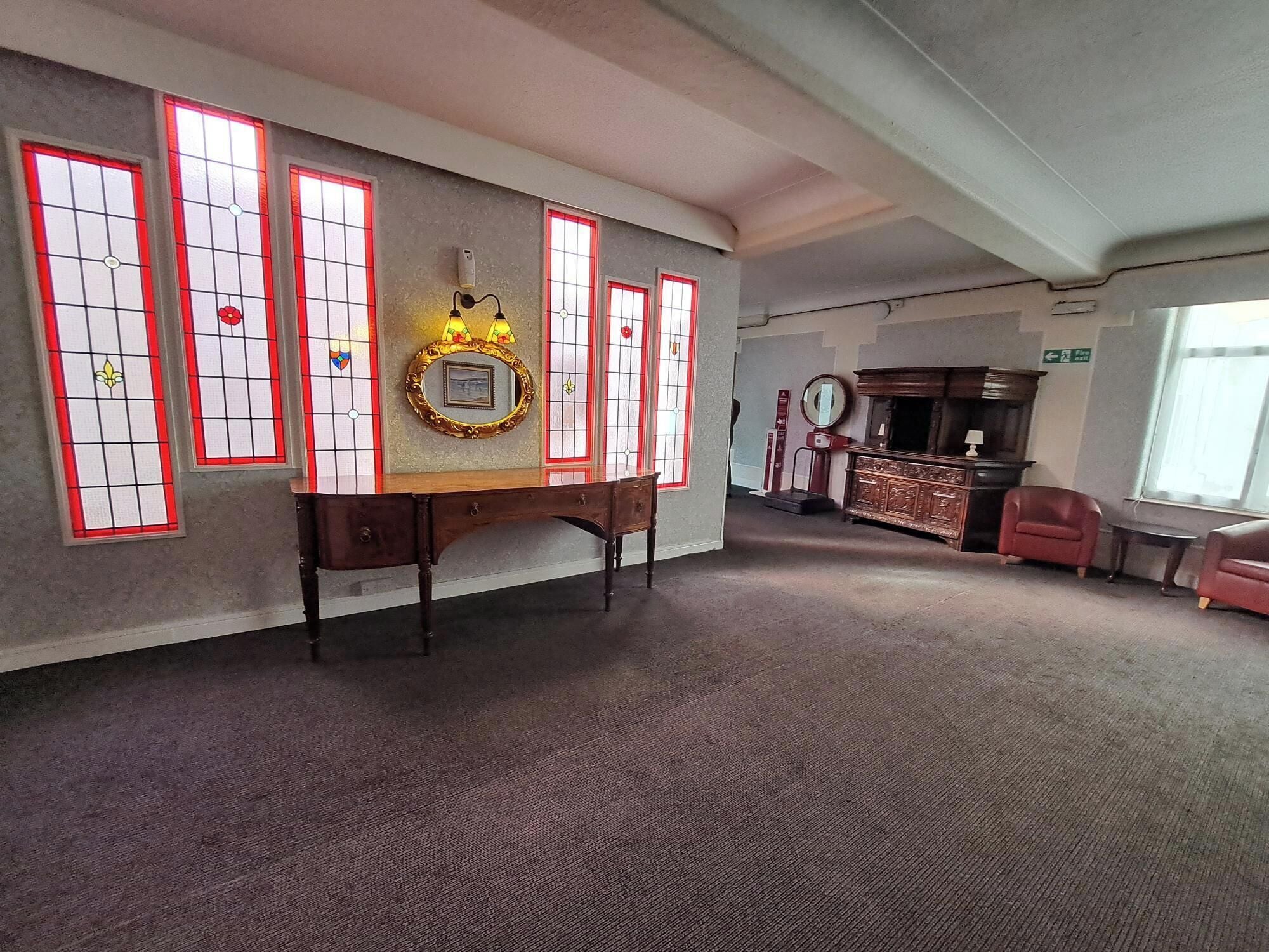 Photo - Scarisbrick Hotel