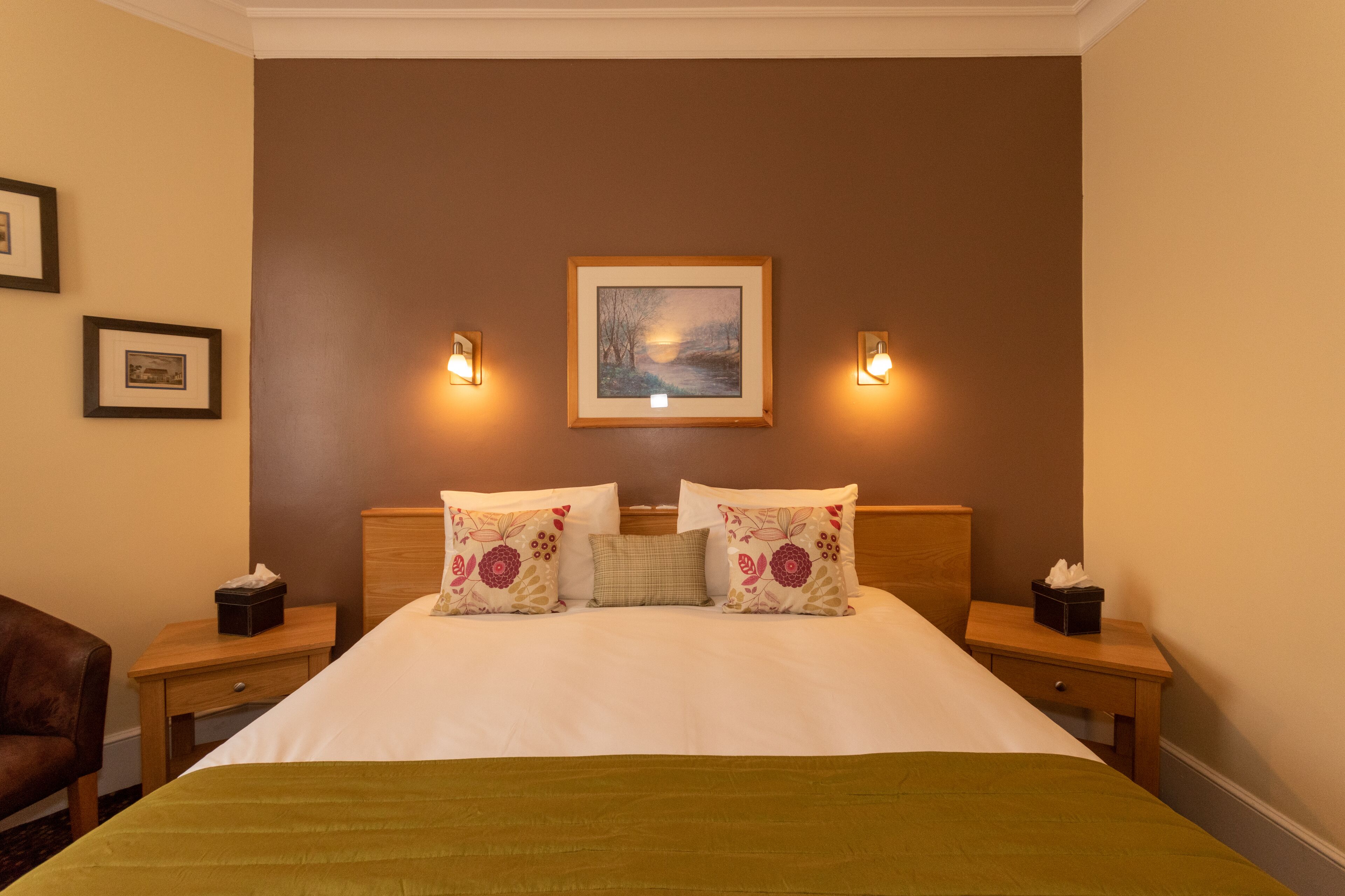 quadruple room | in-room safe, desk, free cots/infant beds, free wifi