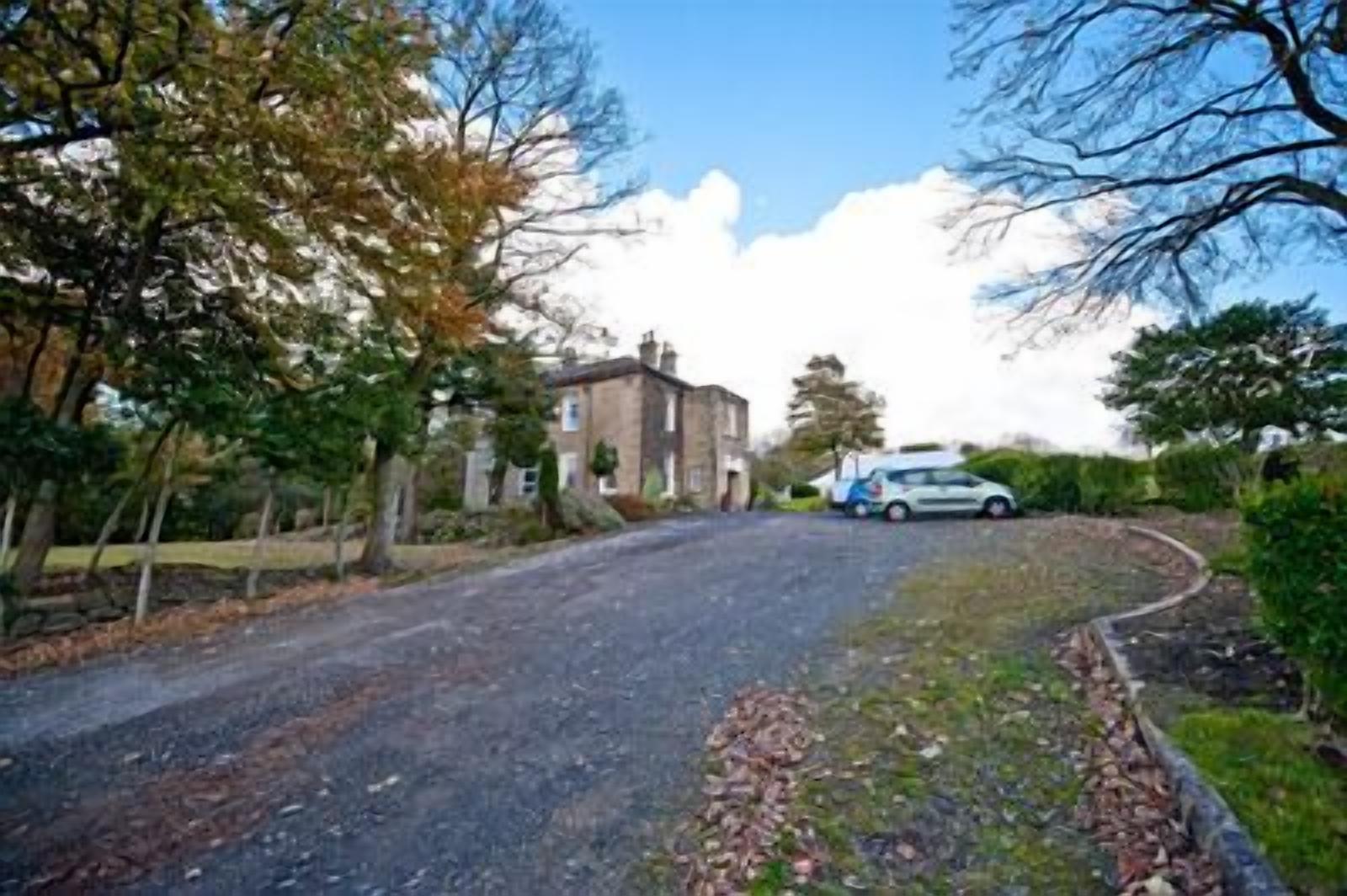 Photo - Gomersal Lodge Hotel