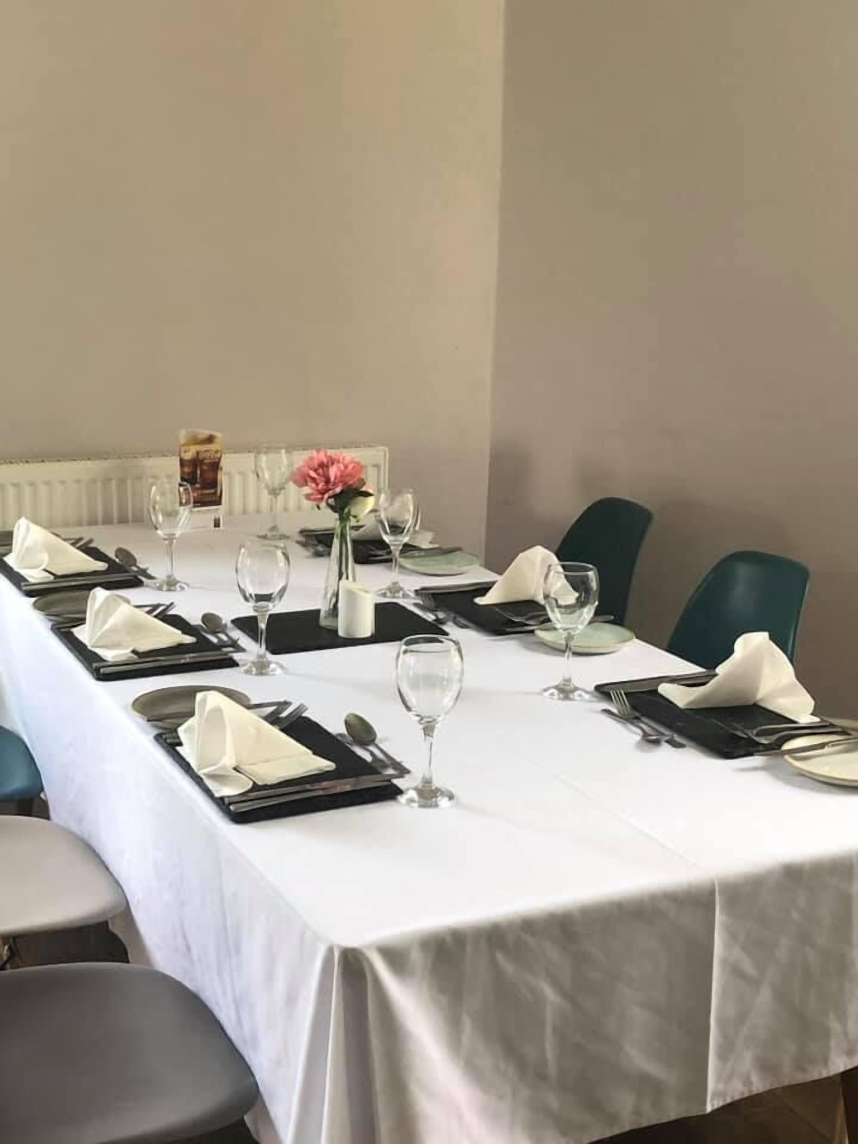 Photo - Gomersal Lodge Hotel