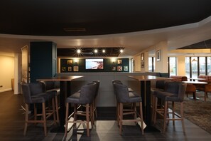 Bar lounge