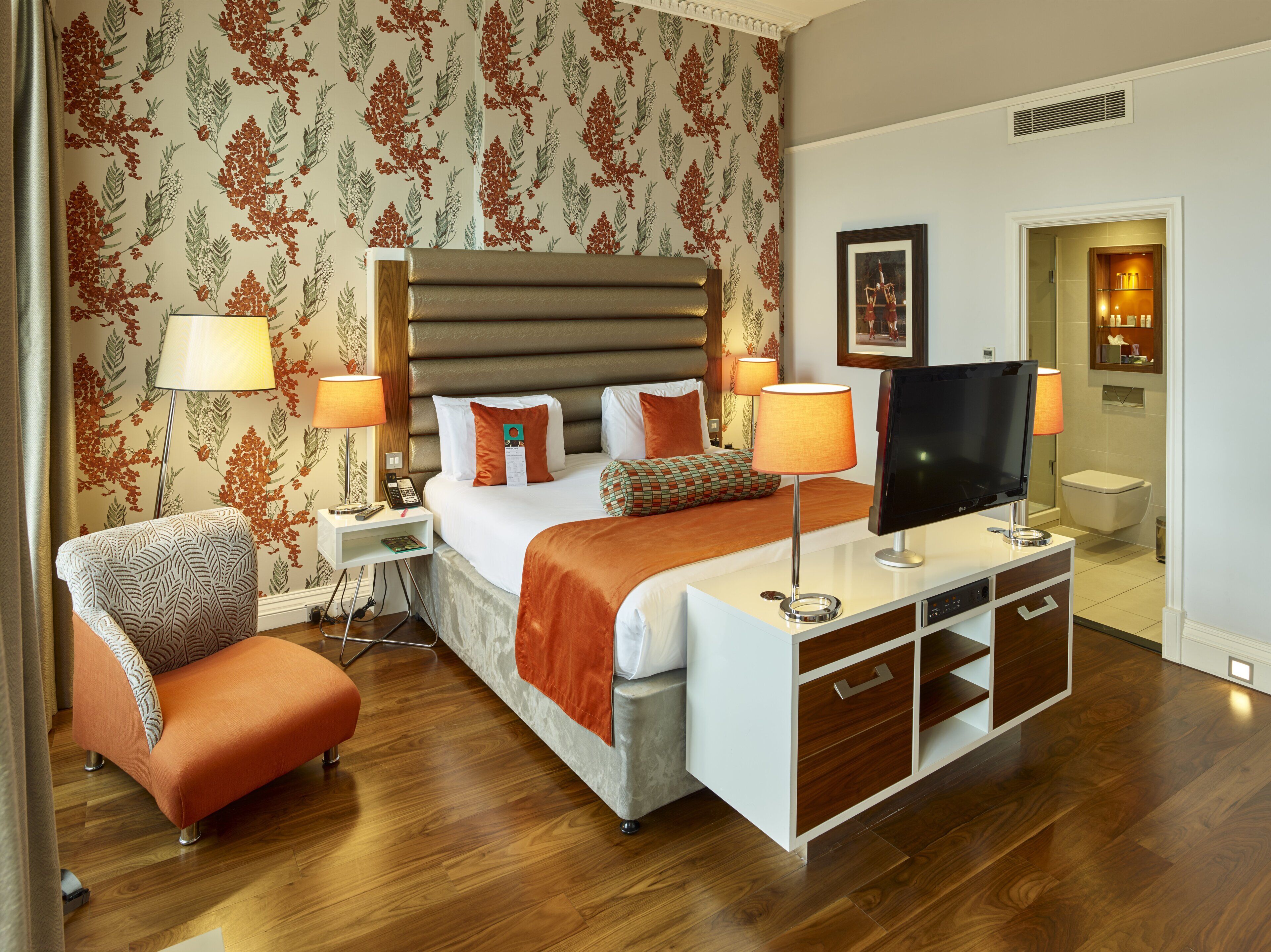 standard room, 1 double bed | 1 bedroom, egyptian cotton sheets, premium bedding, in-room safe