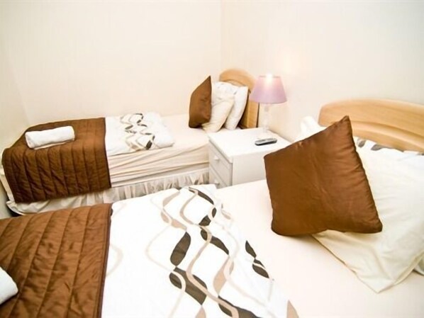 Twin Room, Ensuite