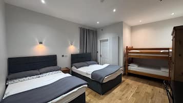 Suite, Ensuite (6 Persons)