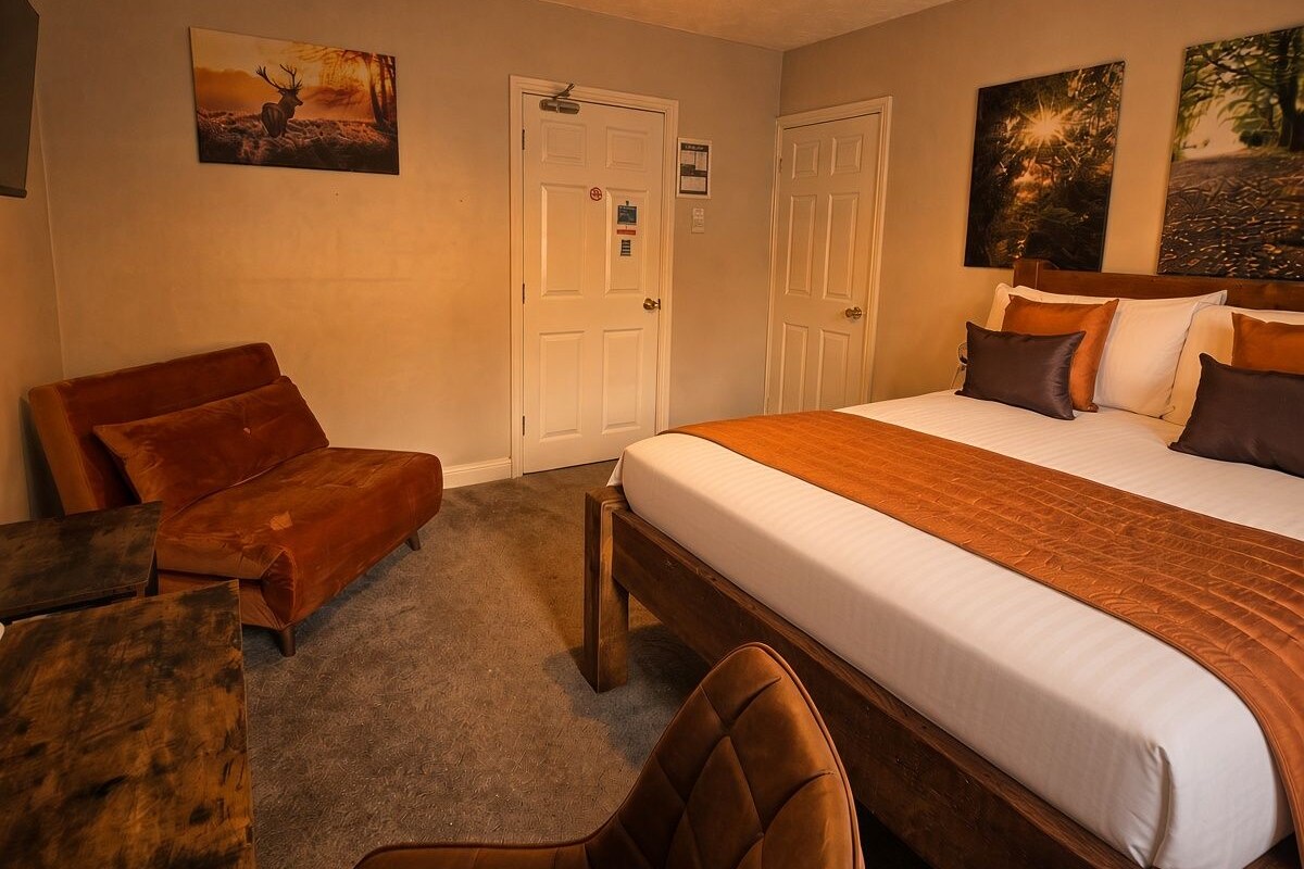 Triple Room, Ensuite (2) | Premium bedding, down comforters, desk, laptop workspace