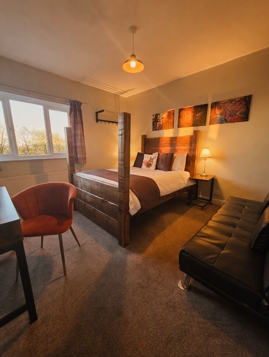 Ropa de cama de alta calidad y escritorio 