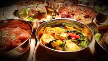 Breakfast, lunch, dinner served; British cuisine, garden views