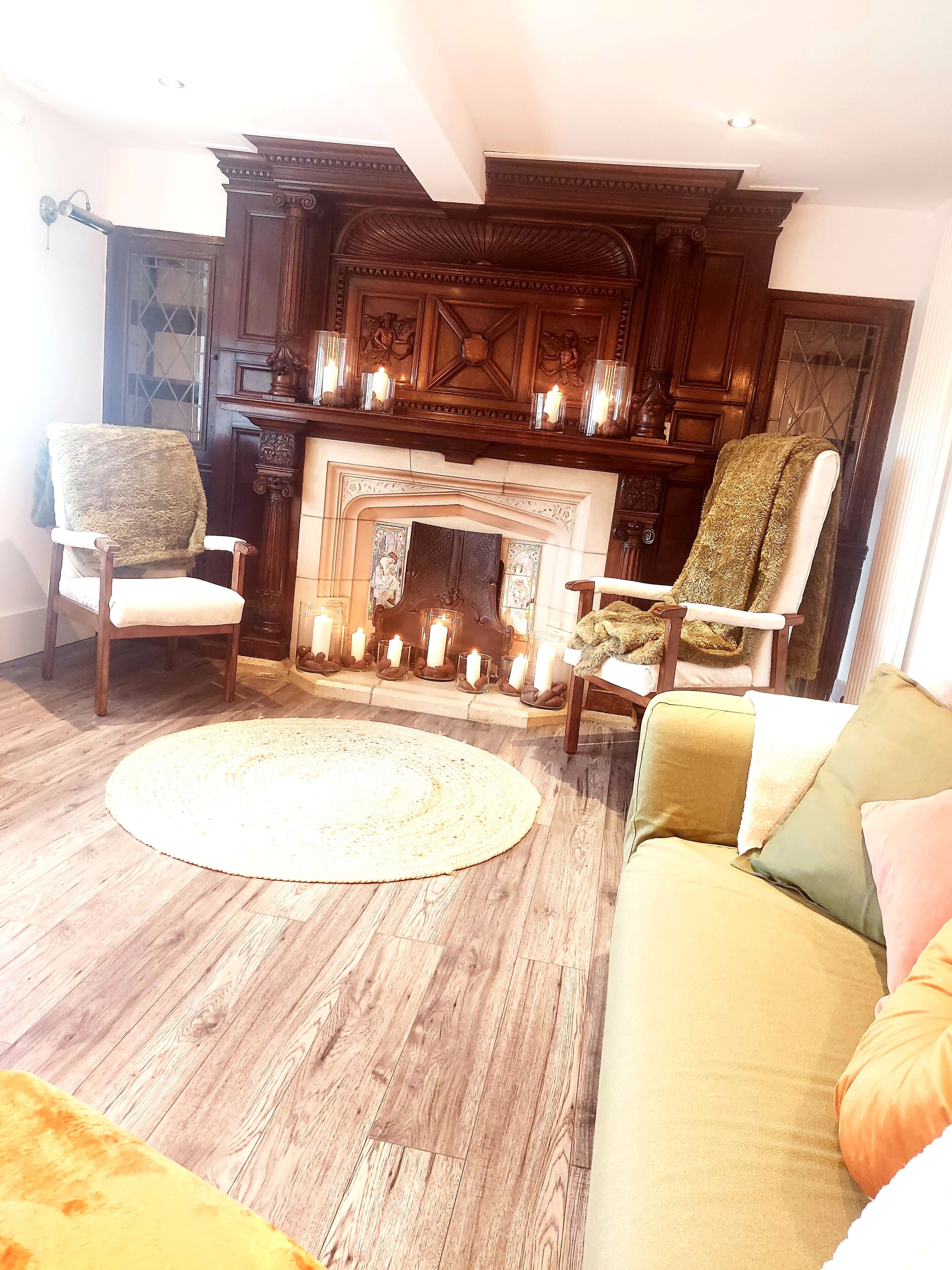 deluxe cottage | premium bedding, laptop workspace, iron/ironing board, free wifi