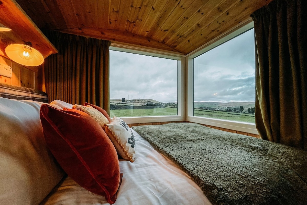 premium bedding, laptop workspace, iron/ironing board, free wifi