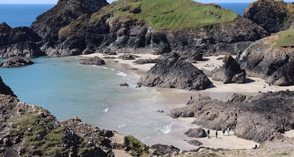 Housel Bay Hotel